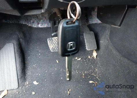 2019 Honda Civic Lx z USA, uszkodzony, nr VIN 19XFC2F62KE033374